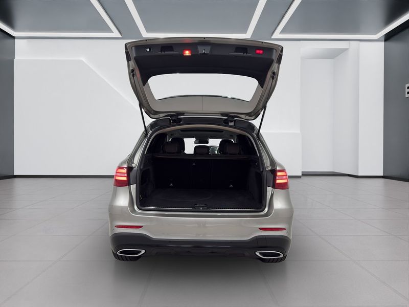 Mercedes GLC220 bild 18