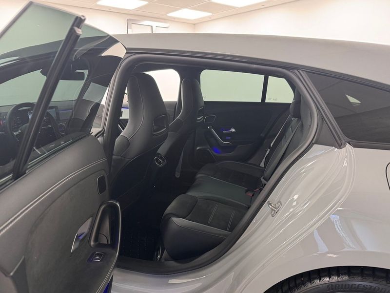 Mercedes CLA250 bild 15