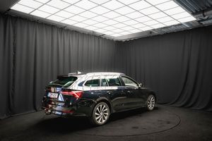 Skoda Octavia bild 7