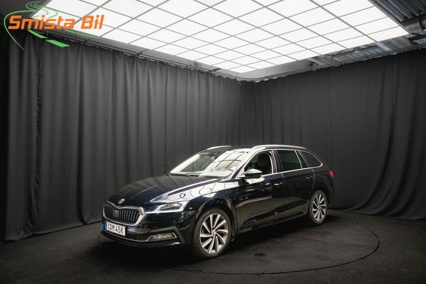 Skoda Octavia TDI STYLE D-VÄRM DRAG KAMERA CANTON 1-ÄGARE ALCANTARA - 2021