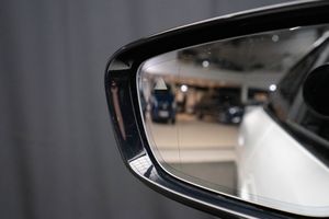 BMW i4 bild 22