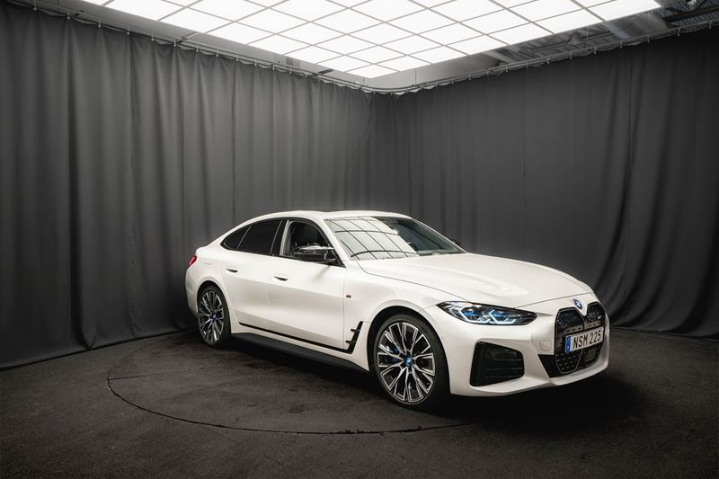 BMW i4 bild 5