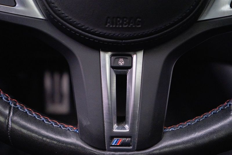 BMW i4 bild 24