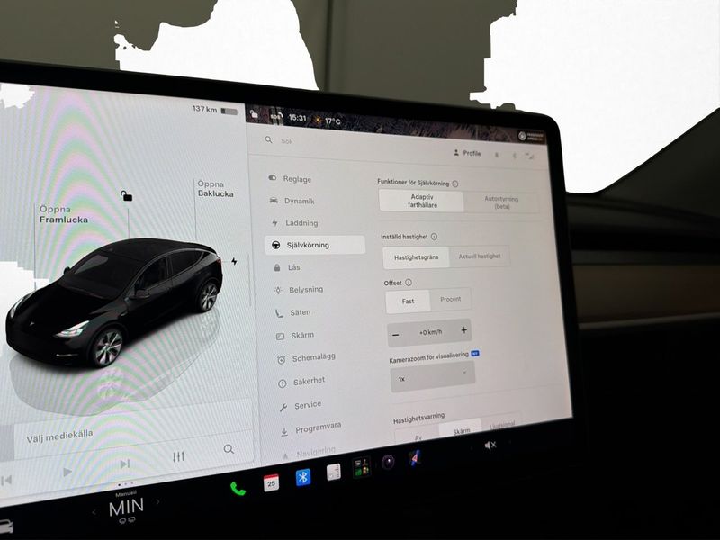 Tesla Model Y bild 25