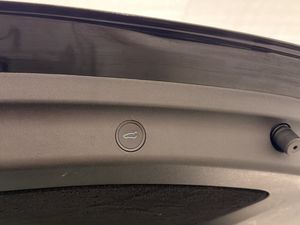Tesla Model Y bild 12