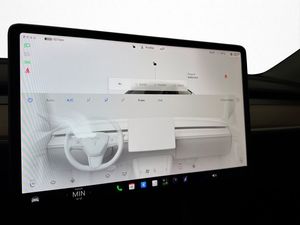 Tesla Model Y bild 23