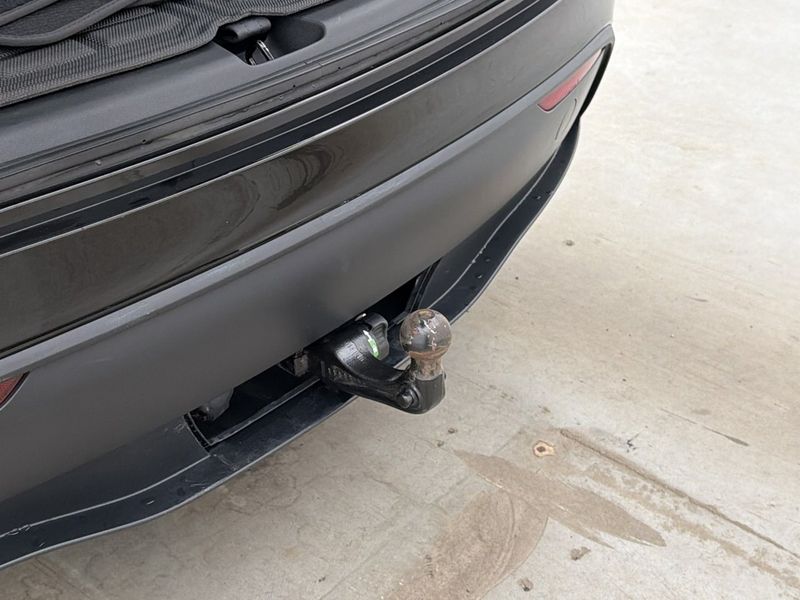 Tesla Model Y bild 10