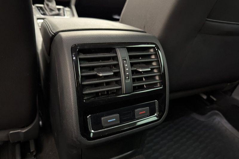 Volkswagen Passat bild 23