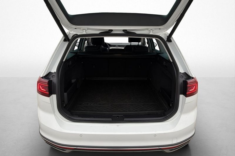 Volkswagen Passat bild 8