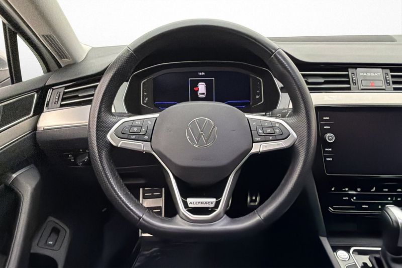 Volkswagen Passat bild 12
