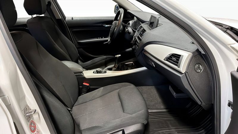 BMW 118 bild 3