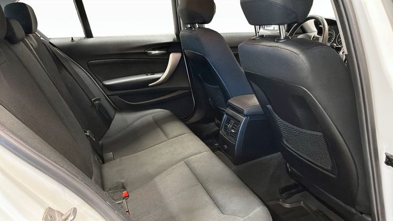 BMW 118 bild 5