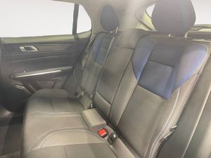 Lynk & Co 01 bild 24