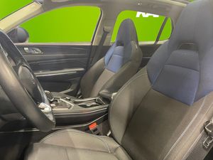 Lynk & Co 01 bild 9