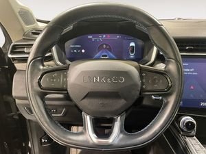 Lynk & Co 01 bild 10