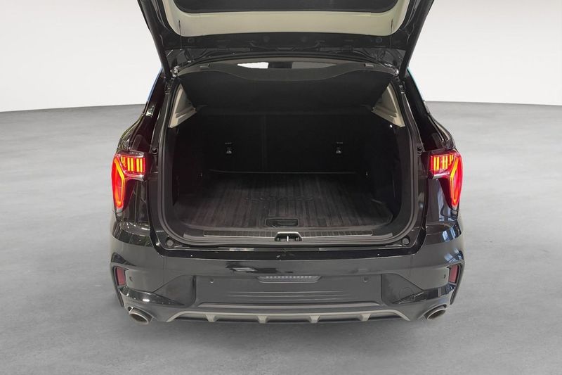 Lynk & Co 01 bild 25