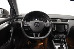 Skoda Octavia bild 2