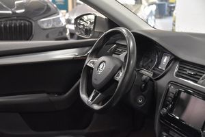 Skoda Octavia bild 9