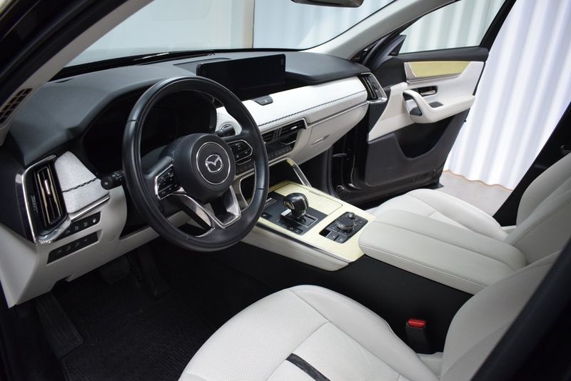 Mazda CX-80 bild 25