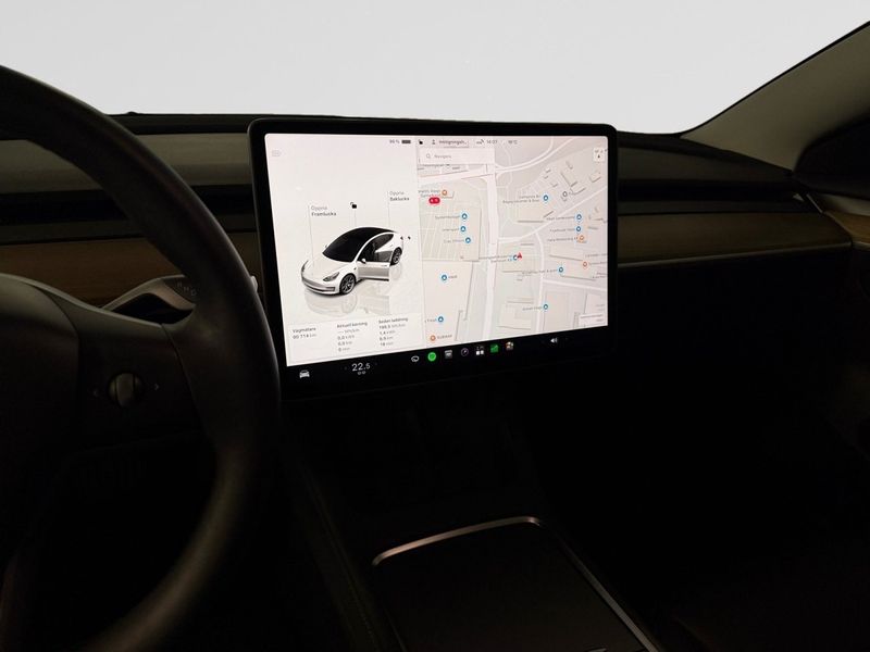 Tesla Model 3 bild 14