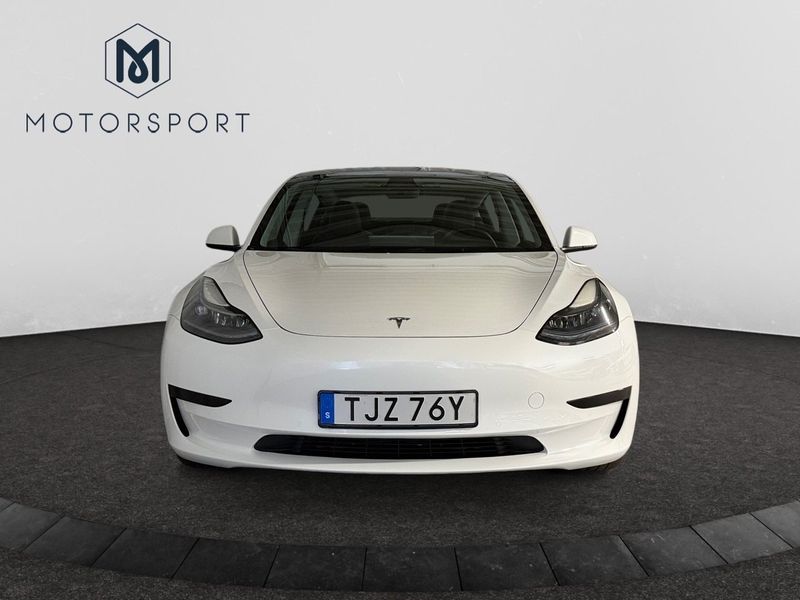 Tesla Model 3 bild 10