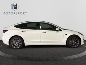 Tesla Model 3 bild 8