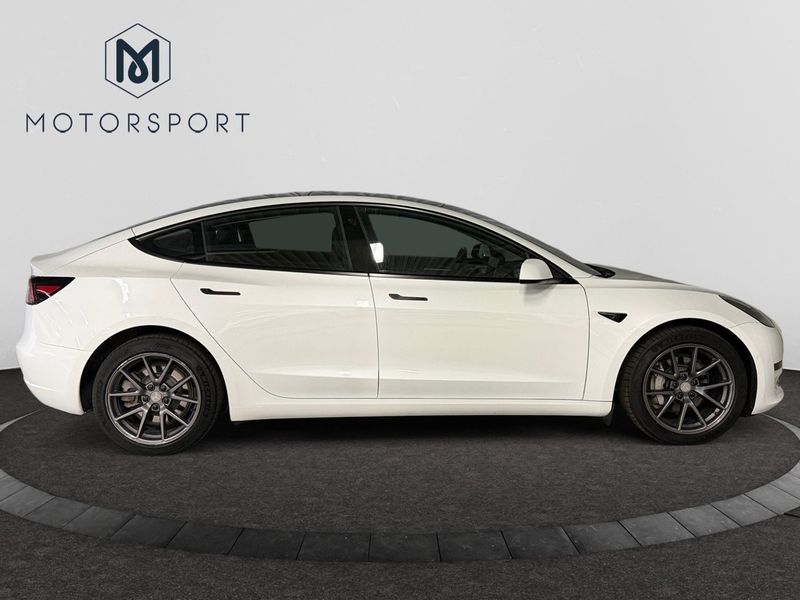 Tesla Model 3 bild 8
