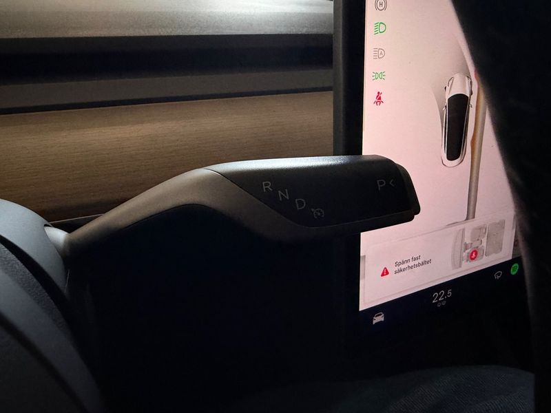 Tesla Model 3 bild 20