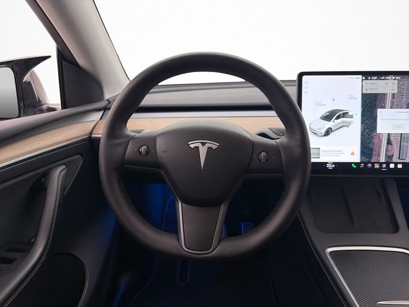 Tesla Model Y bild 14