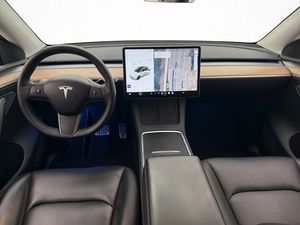 Tesla Model Y bild 13