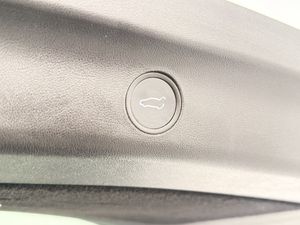 Tesla Model Y bild 32