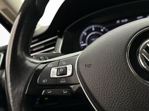 Volkswagen Passat bild 20