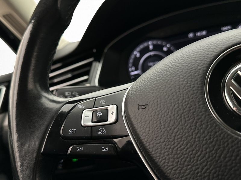 Volkswagen Passat bild 20