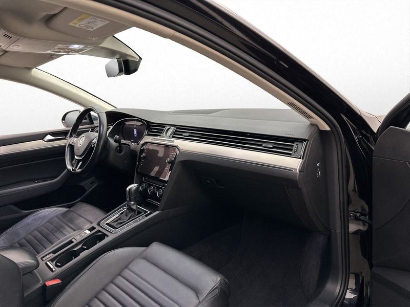 Volkswagen Passat bild 15