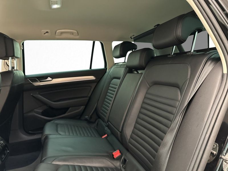 Volkswagen Passat bild 16