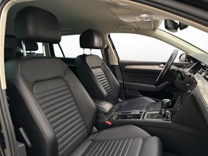 Volkswagen Passat bild 14
