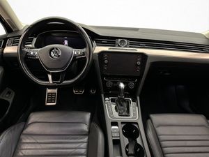 Volkswagen Passat bild 13