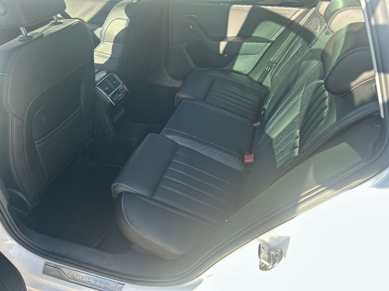 Skoda Superb bild 9