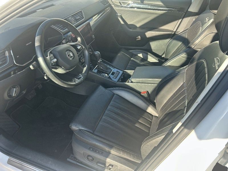 Skoda Superb bild 8