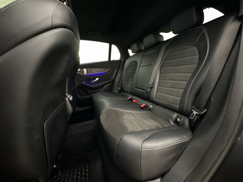 Mercedes GLC300 bild 31