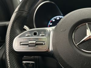 Mercedes GLC300 bild 17