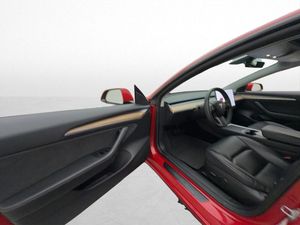Tesla Model 3 bild 13