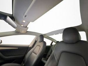 Tesla Model 3 bild 15
