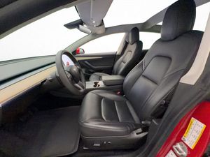 Tesla Model 3 bild 14