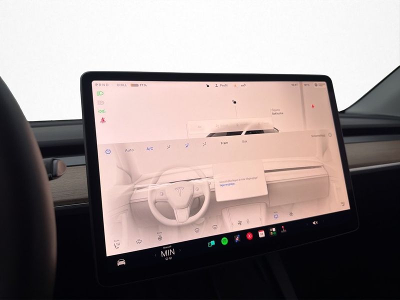 Tesla Model Y bild 27