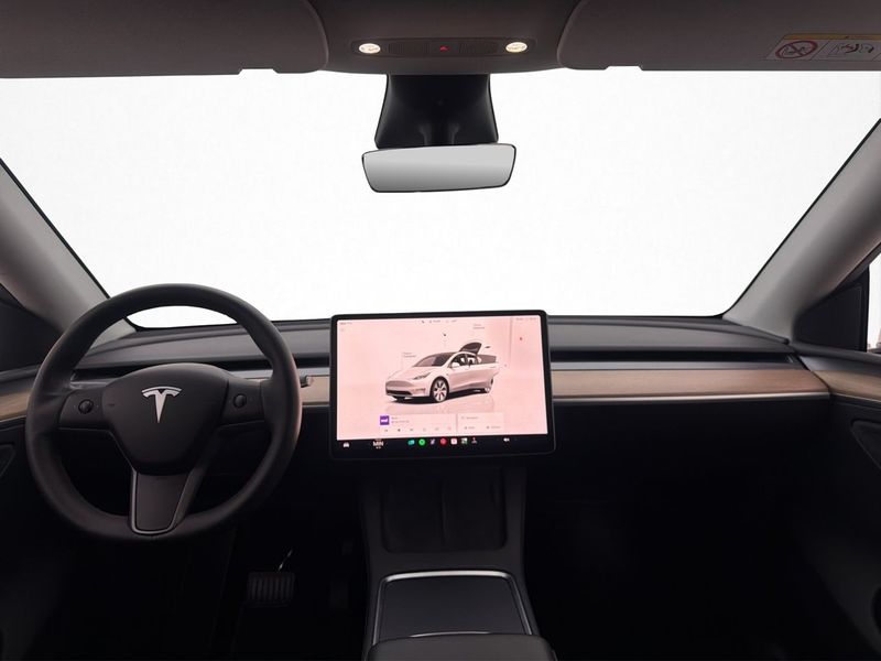 Tesla Model Y bild 16