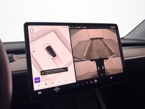 Tesla Model Y bild 21