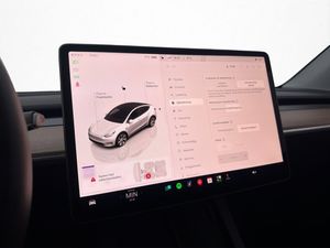 Tesla Model Y bild 23