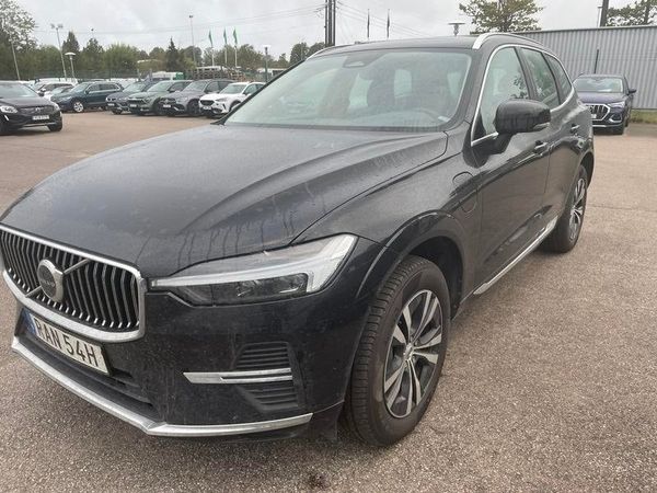 Volvo XC60 T6 Recharge Core Bright plug in - 2024