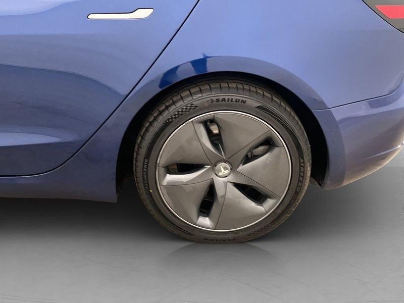 Tesla Model 3 bild 31